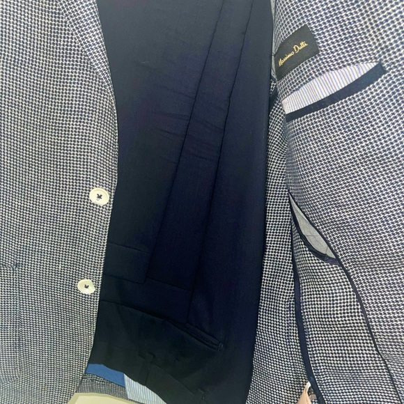 Massimo Dutti jacket and pants. - Picture 3 of 7